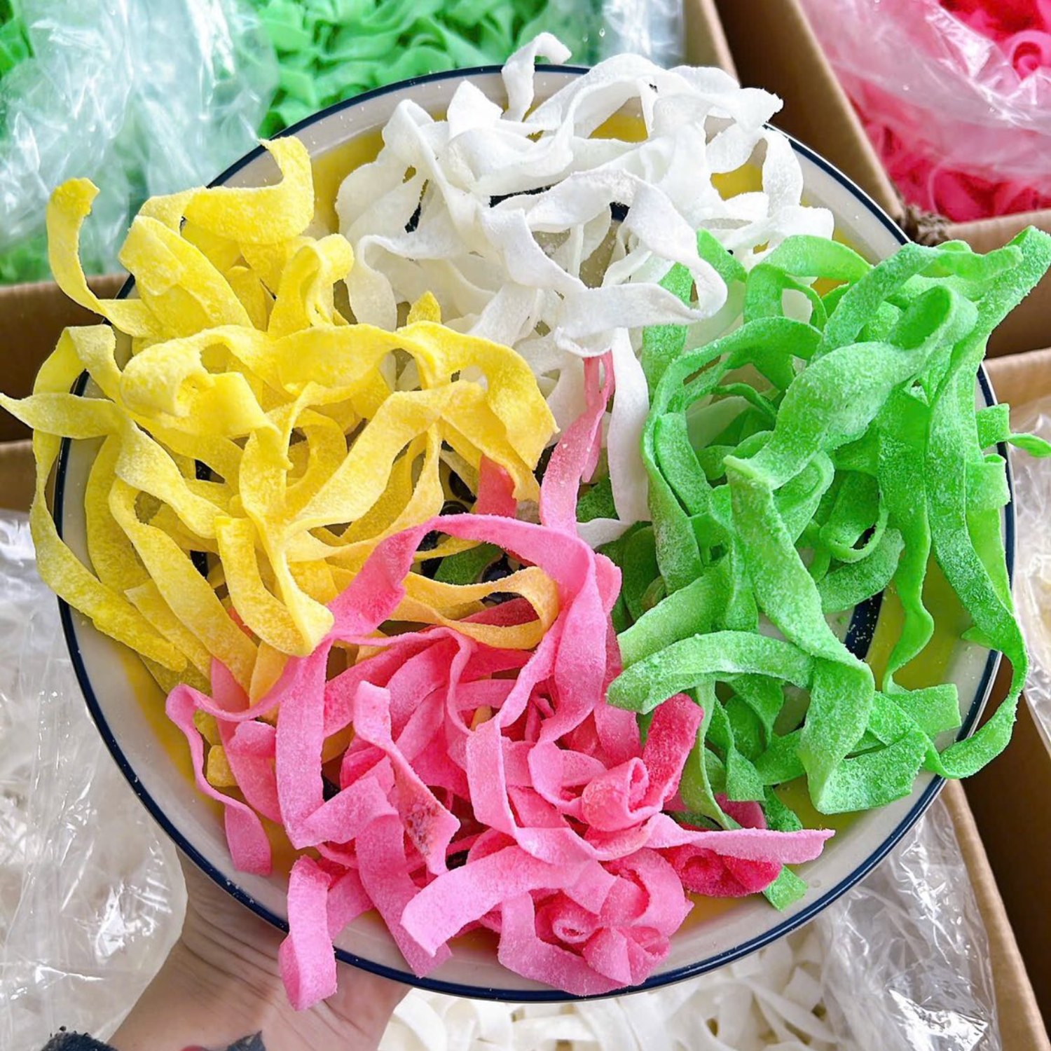 Bạn nên bảo quản nơi thoáng mát, tránh nắng và nhiệt